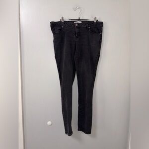 No boundaries black skinny jeans 2010s vibes juniors 17 basic minimalist